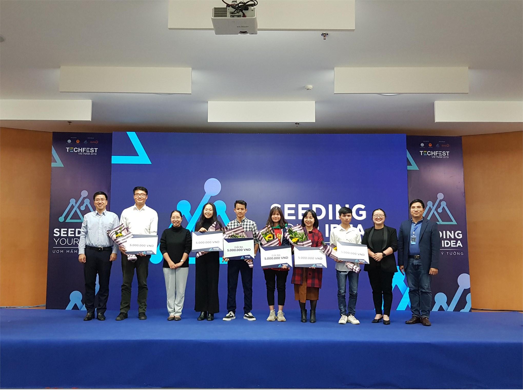 Sinh viên Đại học Công nghiệp Hà Nội đạt giải 01 giải Nhì và 02 giải Ba cuộc thi Seeding your idea – Ngày hội khởi nghiệp sáng tạo đổi mới quốc gia Techfest Vietnam 2019