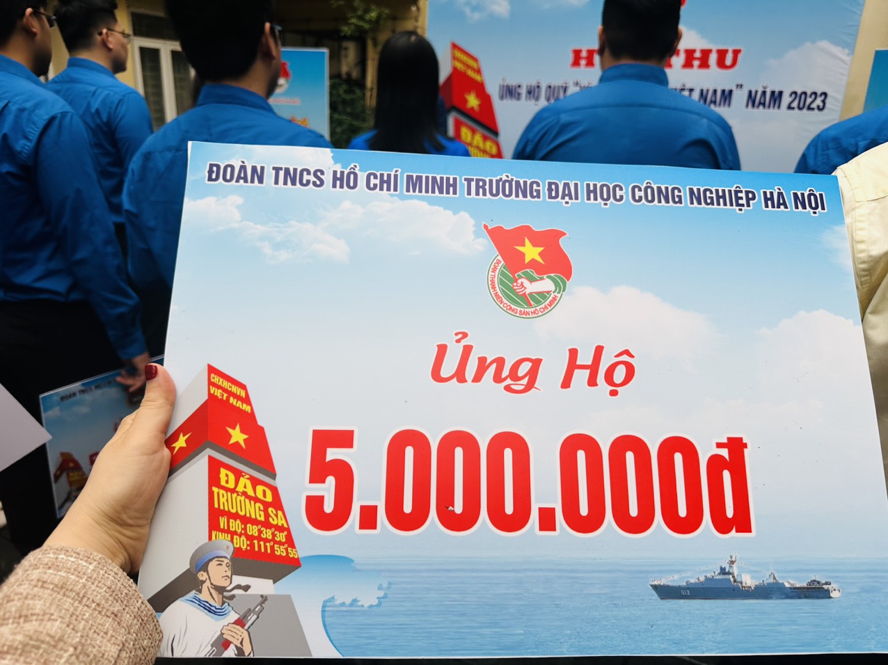 Đoàn trường Đại học Công nghiệp Hà Nội ủng hộ Quỹ Vì biển đảo Việt Nam năm 2023