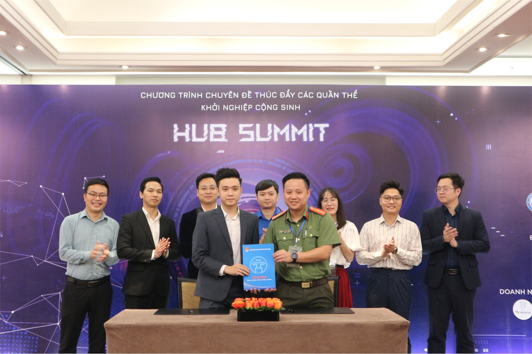 Ngày hội Khởi nghiệp HUB Summit với chủ đề “Khi công nghệ lên ngôi, hãy để nhãn quan nhạy bén làm chủ”