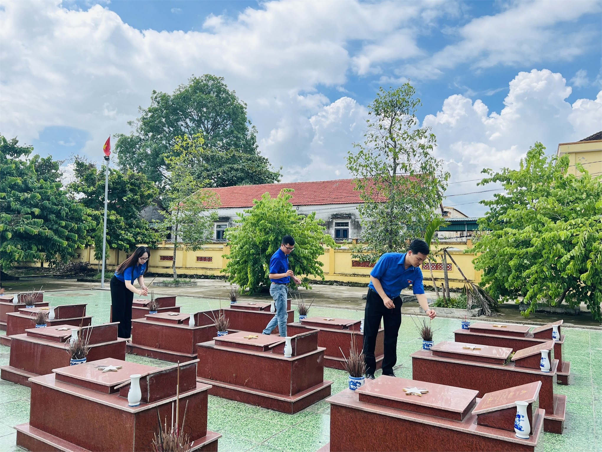 Đoàn trường ĐH Công nghiệp Hà Nội tham gia Chương trình tình nguyện tại Xã Đại Đồng - Huyện Thanh Chương - Tỉnh Nghệ An