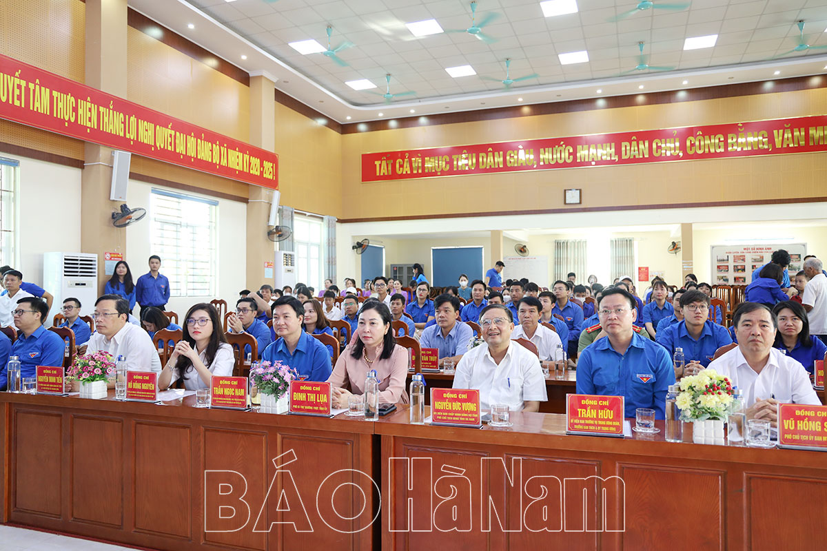 Tuổi trẻ Trường ĐH Công nghiệp Hà Nội tích cực tham gia `Ngày Thanh niên Hà Nam cùng hành động vì cộng đồng`