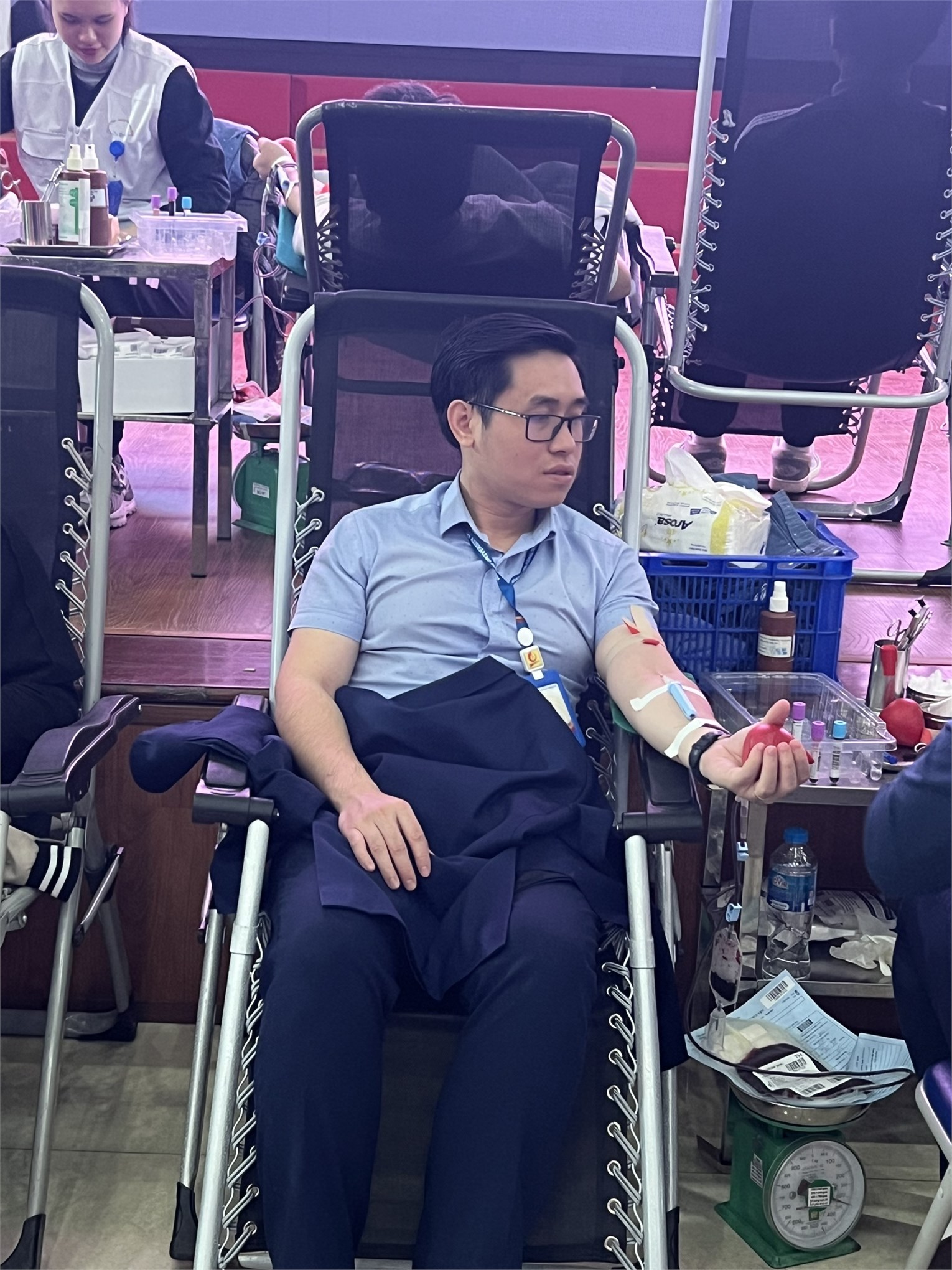 Ngày hội hiến máu nhân đạo - Cầu vồng nhân ái tại cơ sở Hà Nam