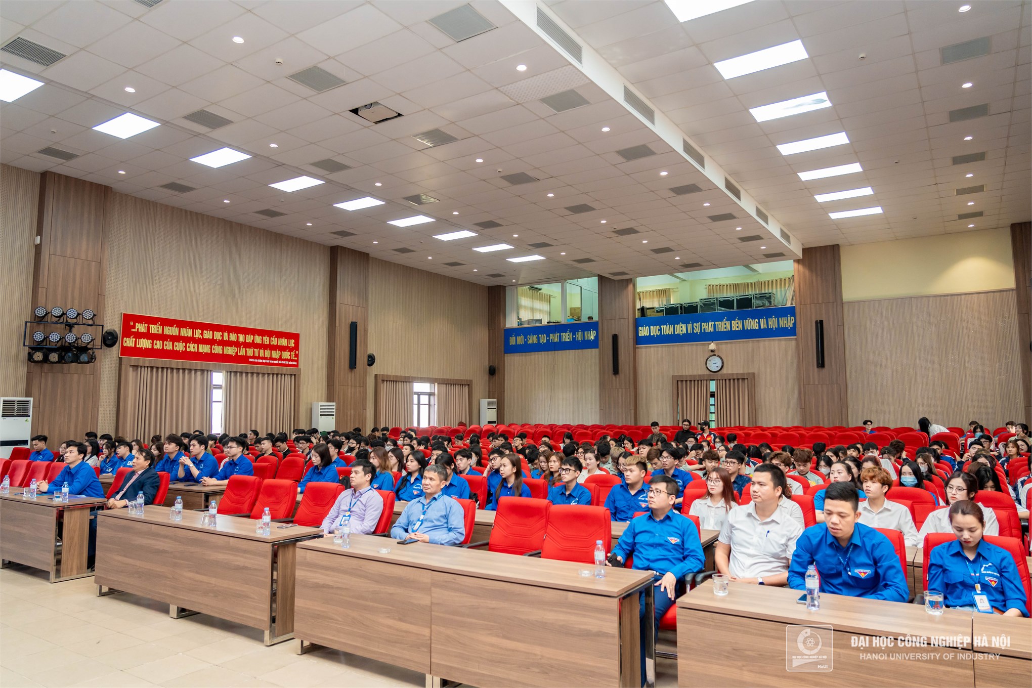 Chương trình Kỷ niệm 93 năm thành lập Đoàn Thanh niên Cộng sản Hồ Chí Minh