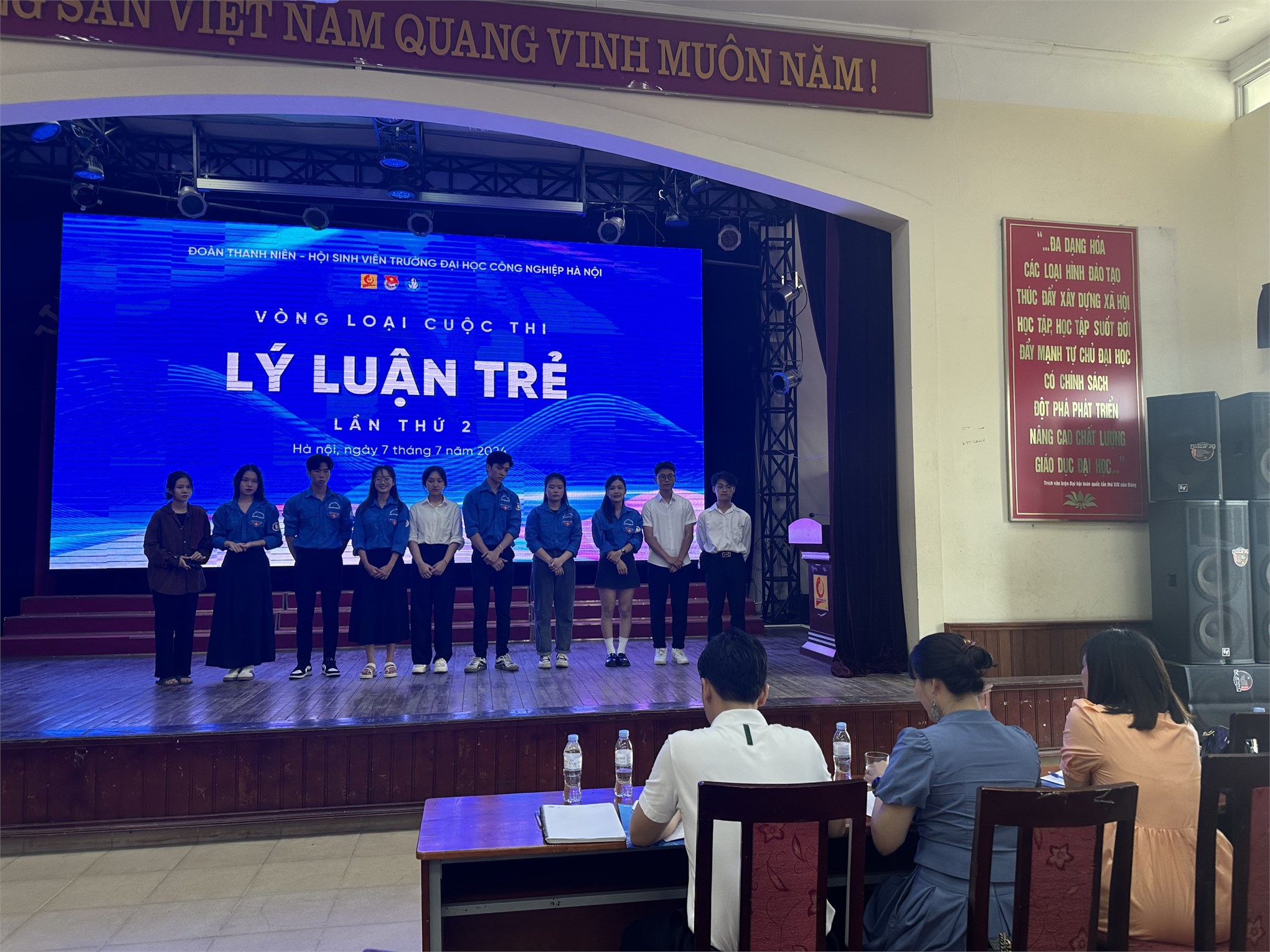 Sôi nổi sơ loại cuộc thi `Lý luận trẻ` 2024