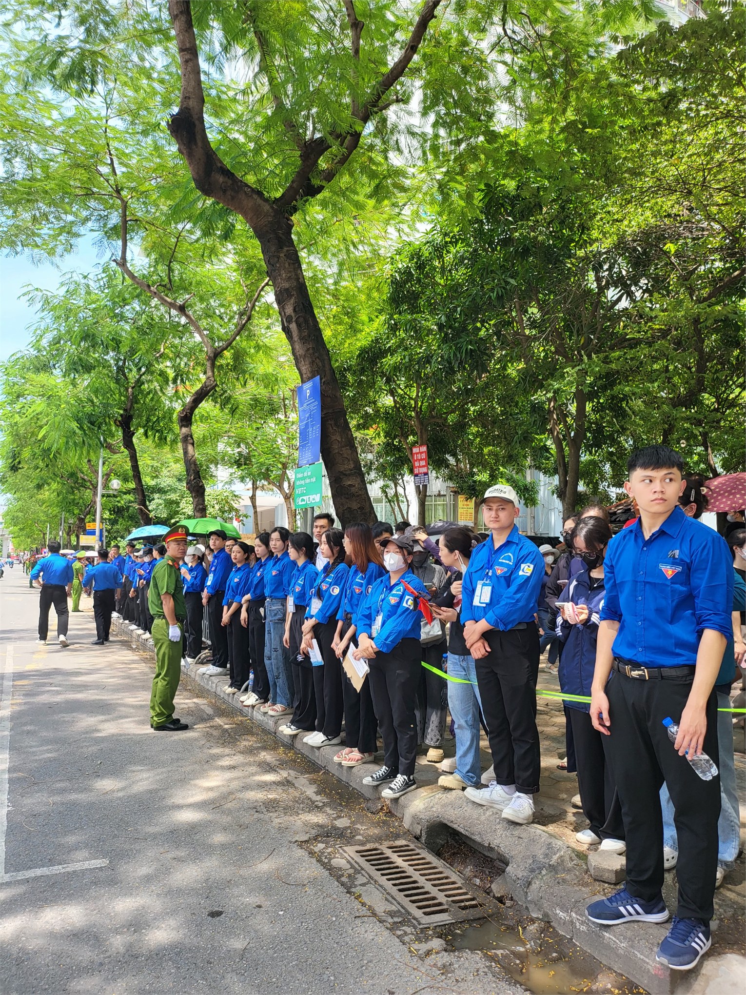 Tuổi trẻ ĐH Công nghiệp Hà Nội tham gia phục vụ Lễ An Táng và Lễ Truy điệu Tổng Bí thư Nguyễn Phú Trọng