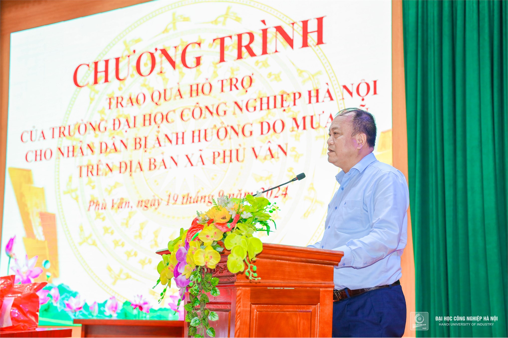 Tuổi trẻ Đại học công nghiệp Hà Nội góp phần khắc phục hậu quả của cơn bão Yagi