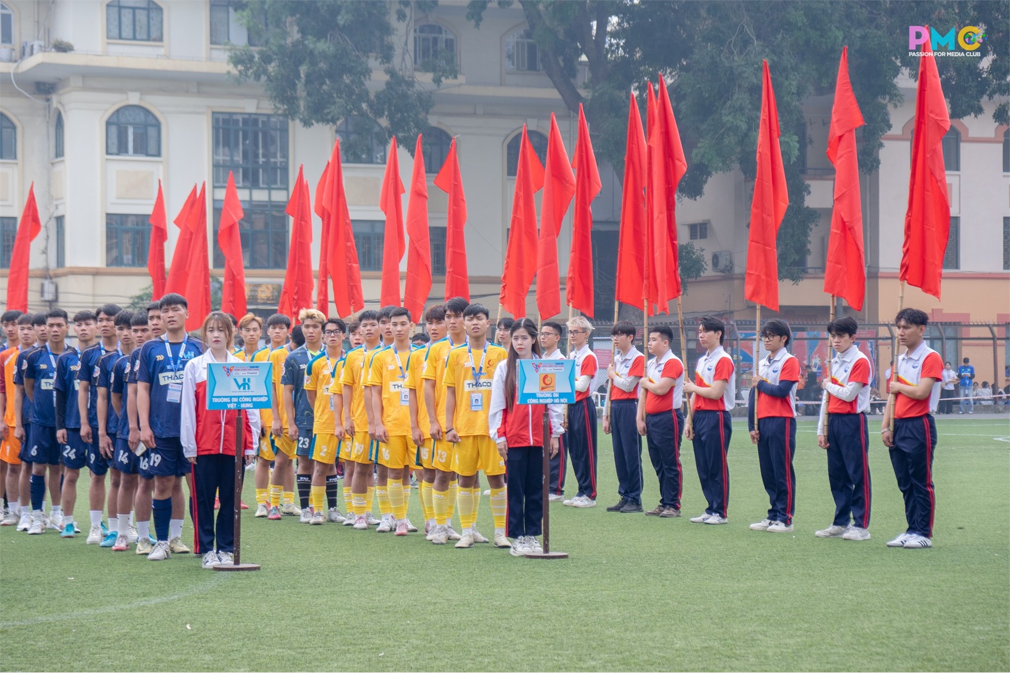 Đội bóng Trường ĐH Công nghiệp Hà Nội tham gia vòng loại giải bóng đá Thanh niên Sinh viên Việt Nam lần thứ III - Cup Thaco khu vực phía Bắc