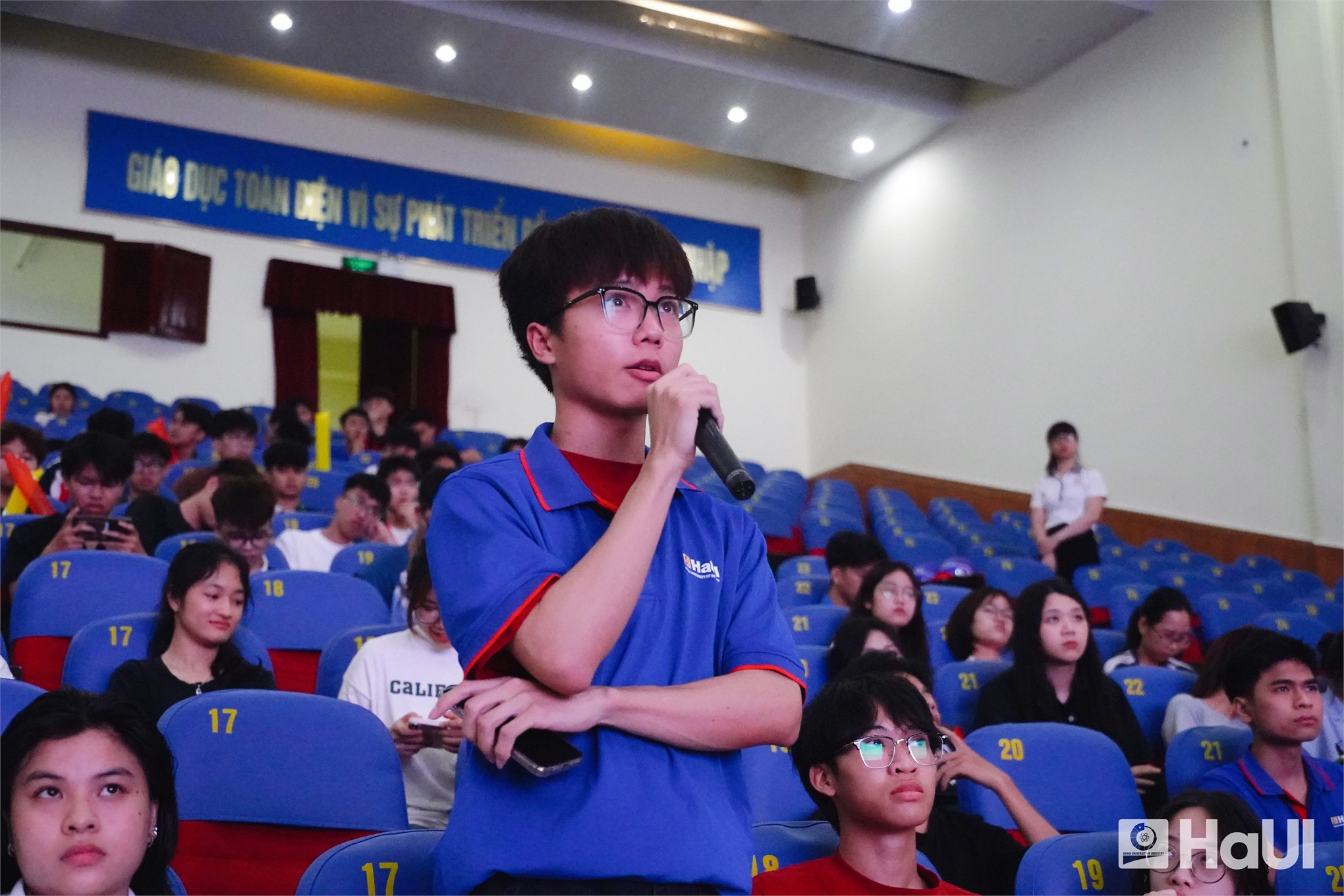 Tuổi trẻ HaUI tiên phong lan tỏa văn hóa giao thông an toàn, văn minh