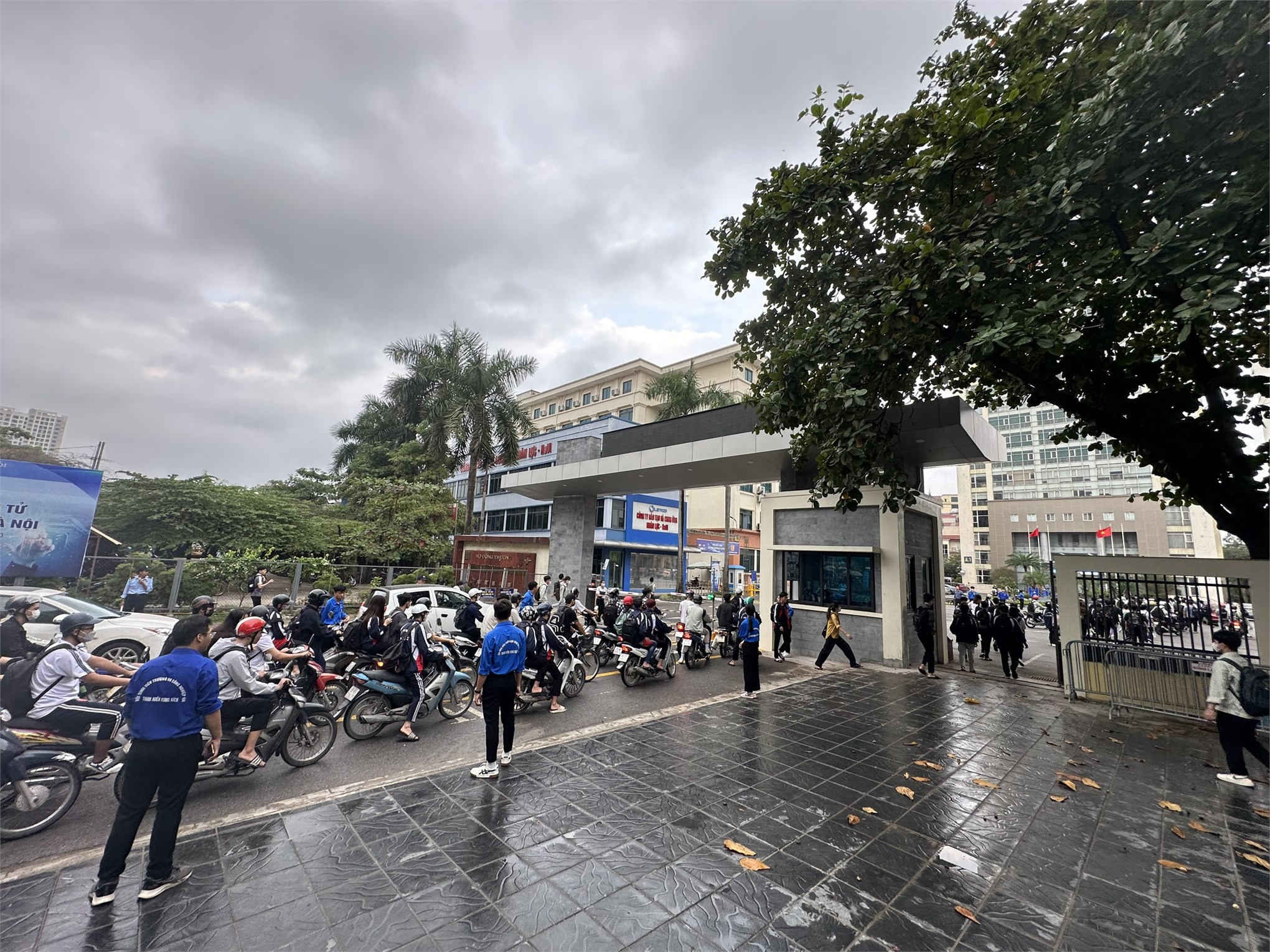 Tuổi trẻ HaUI tiên phong lan tỏa văn hóa giao thông an toàn, văn minh