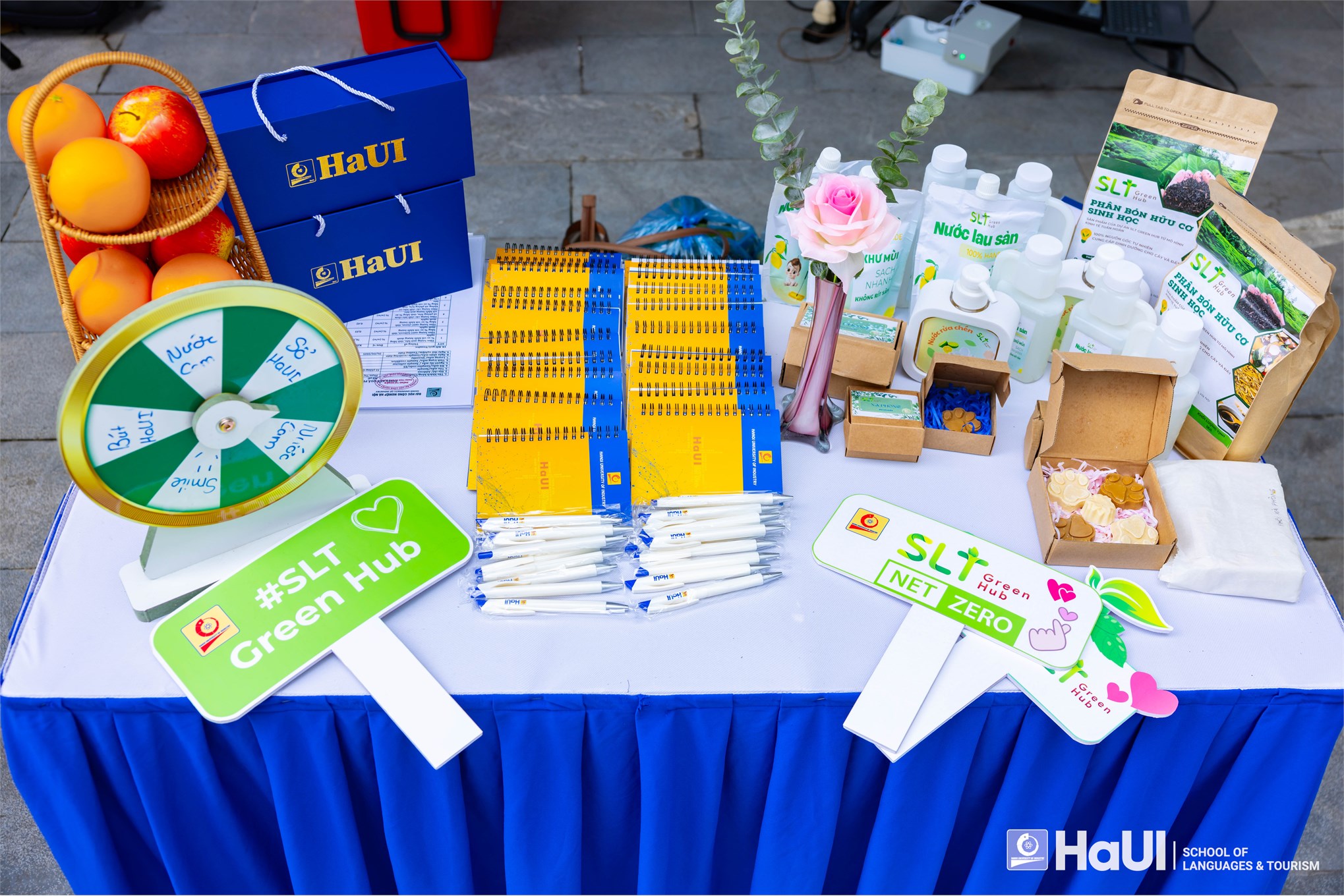 Festival sáng tạo trẻ và trình diễn sản phẩm khoa học công nghệ (Innovation Expo)