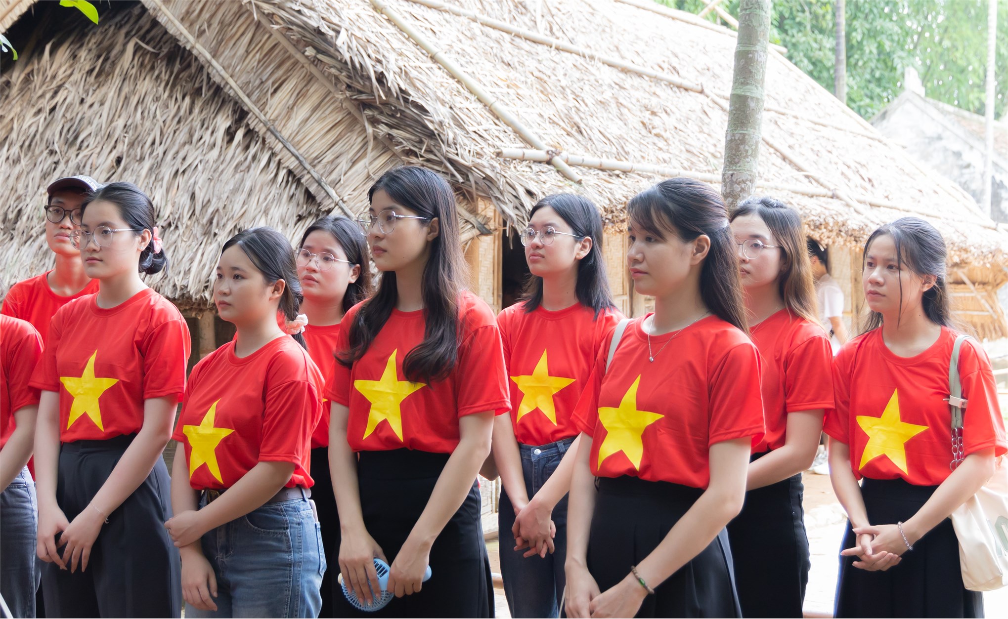 Hành trình `Sinh viên tiêu biểu - Khát vọng non sông`