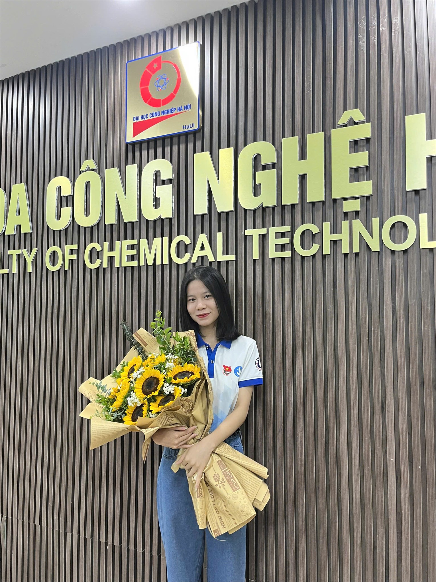 Đậu Thị Mai Linh – Đảng viên trẻ tiêu biểu, tấm gương sáng của sinh viên khoa Công nghệ Hóa