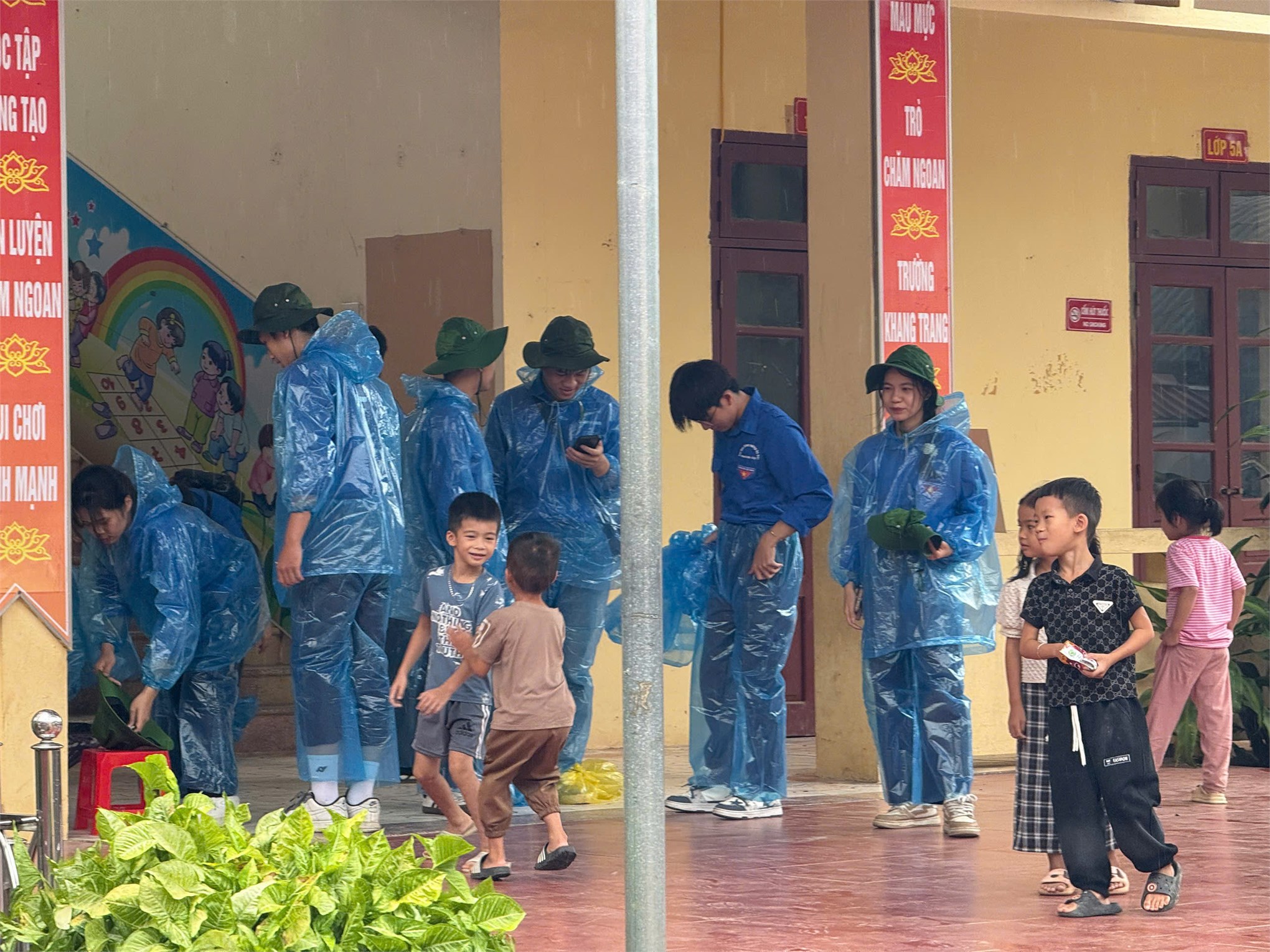 Chiến dịch mùa hè xanh 2025 - Dấu ấn tuổi trẻ HaUi tại xã Tân Tiến - Lạng Sơn