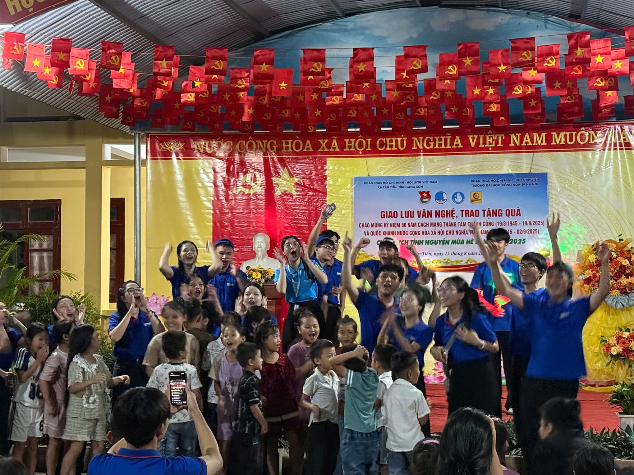 Chiến dịch mùa hè xanh 2025 - Dấu ấn tuổi trẻ HaUi tại xã Tân Tiến - Lạng Sơn