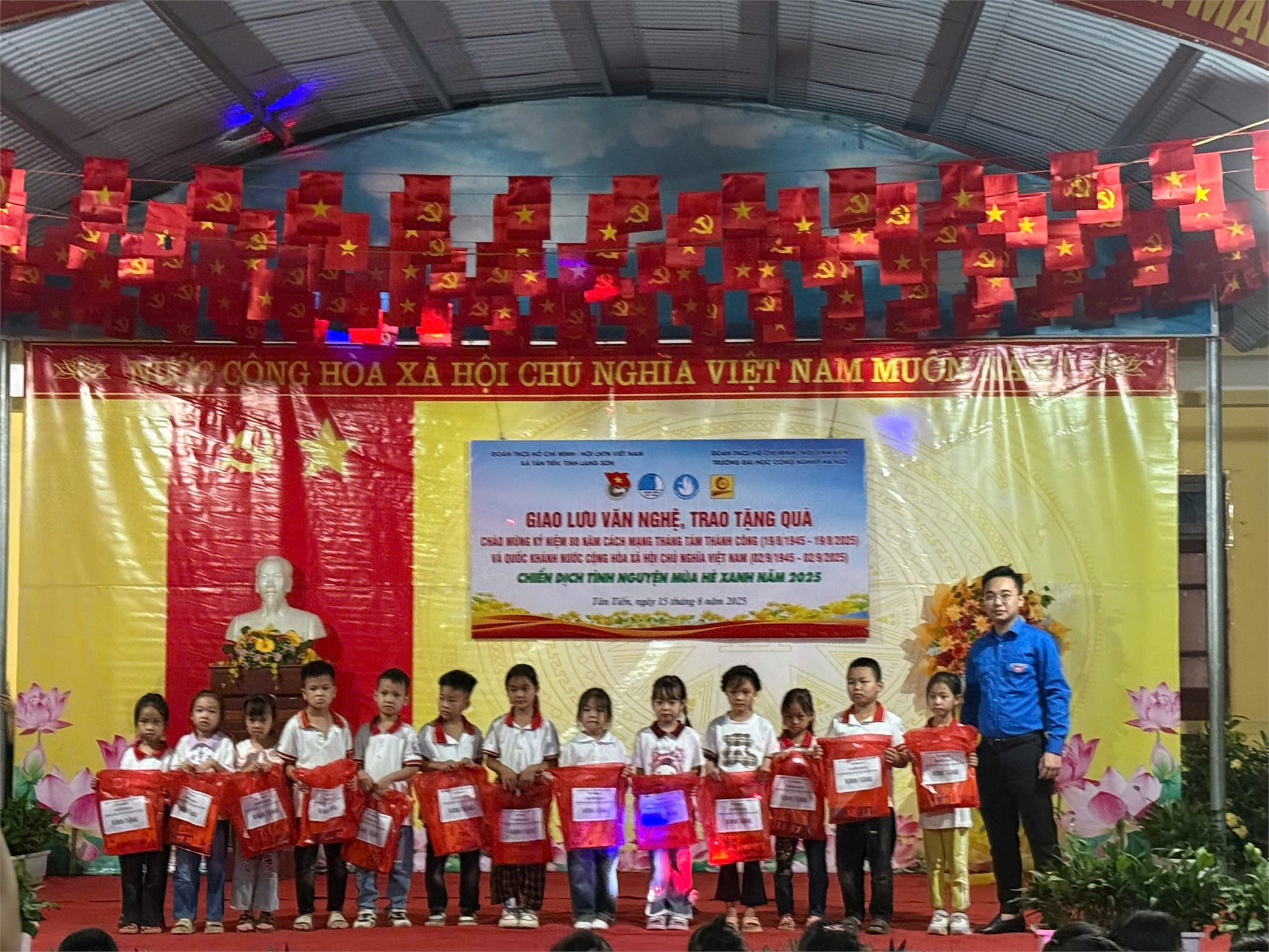 Chiến dịch mùa hè xanh 2025 - Dấu ấn tuổi trẻ HaUi tại xã Tân Tiến - Lạng Sơn