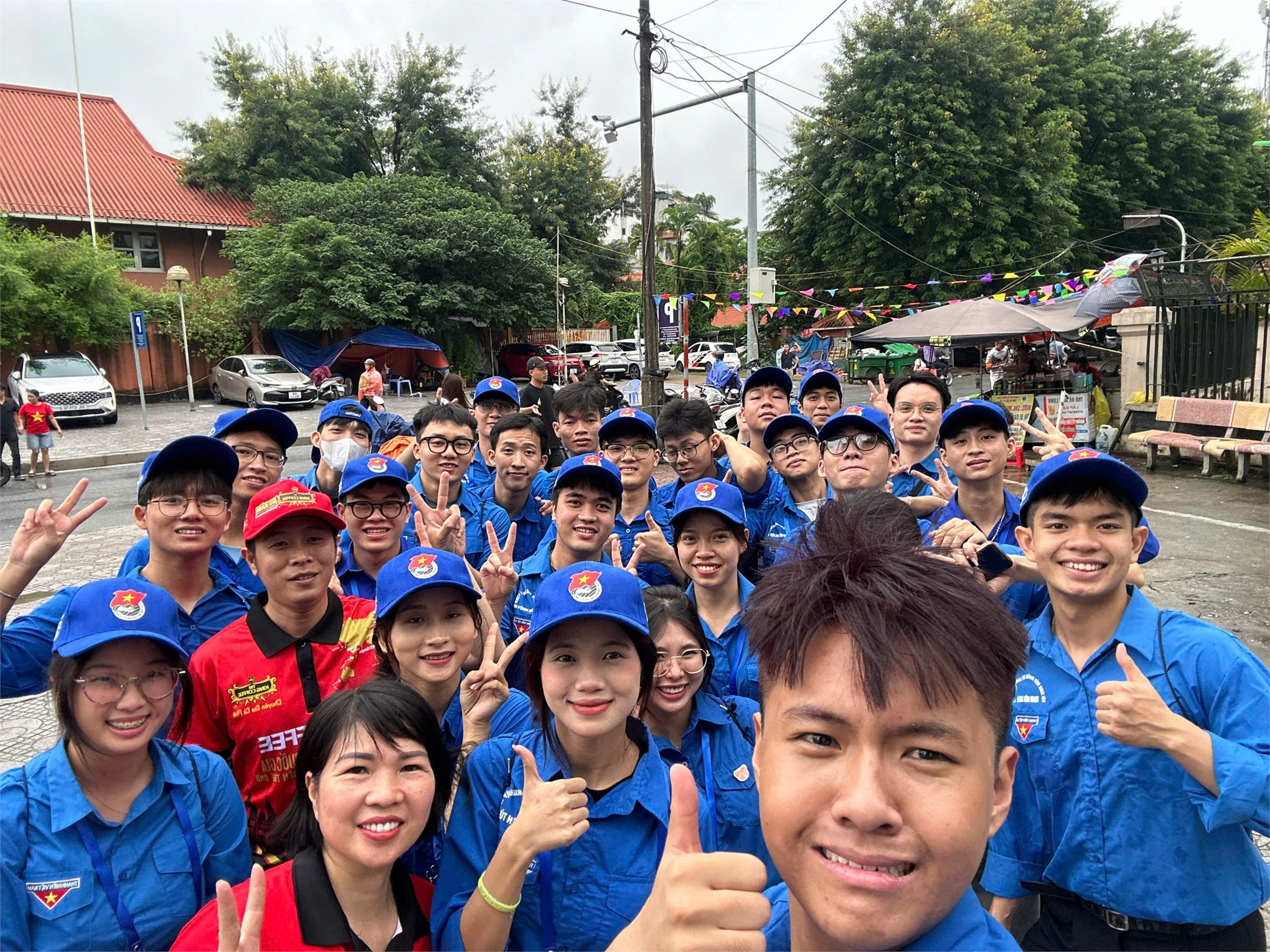 Ngọn lửa xanh giữa mưa gió – HaUI tự hào góp sức vào Đại lễ A80