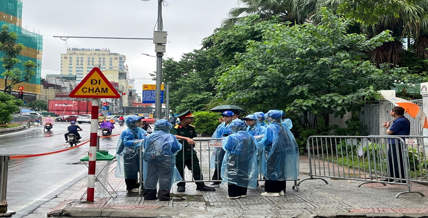 Ngọn lửa xanh giữa mưa gió – HaUI tự hào góp sức vào Đại lễ A80