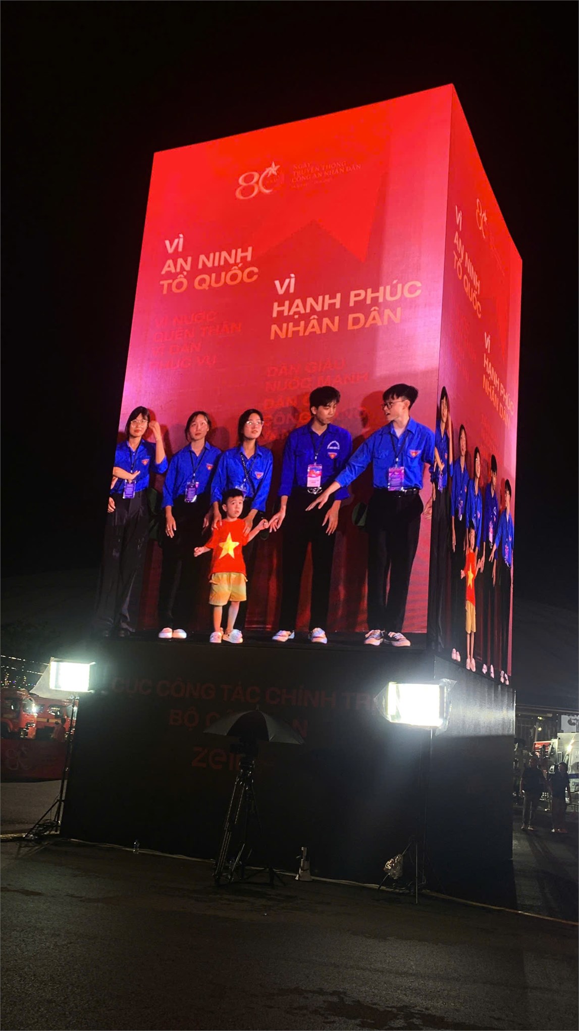Sinh viên Đại học Công nghiệp Hà Nội – Chung tay cùng sự kiện trọng đại của đất nước