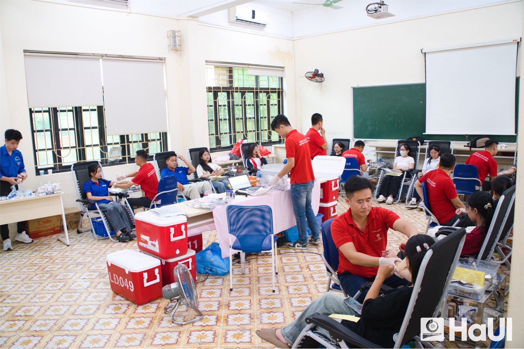 Ngày hội Hiến máu Cầu vồng nhân ái năm 2025 – Hiến giọt máu đào, trao đời sự sống