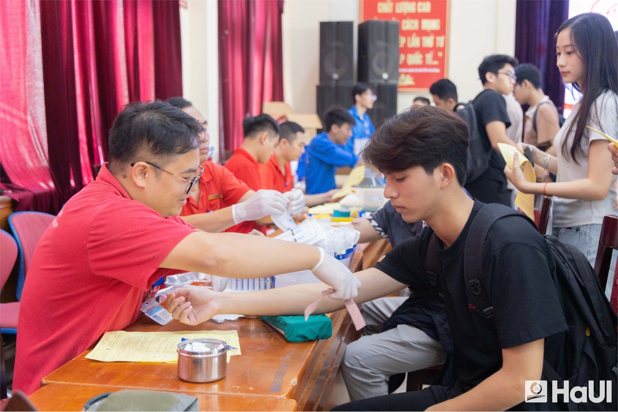 Ngày hội Hiến máu Cầu vồng nhân ái năm 2025 – Hiến giọt máu đào, trao đời sự sống