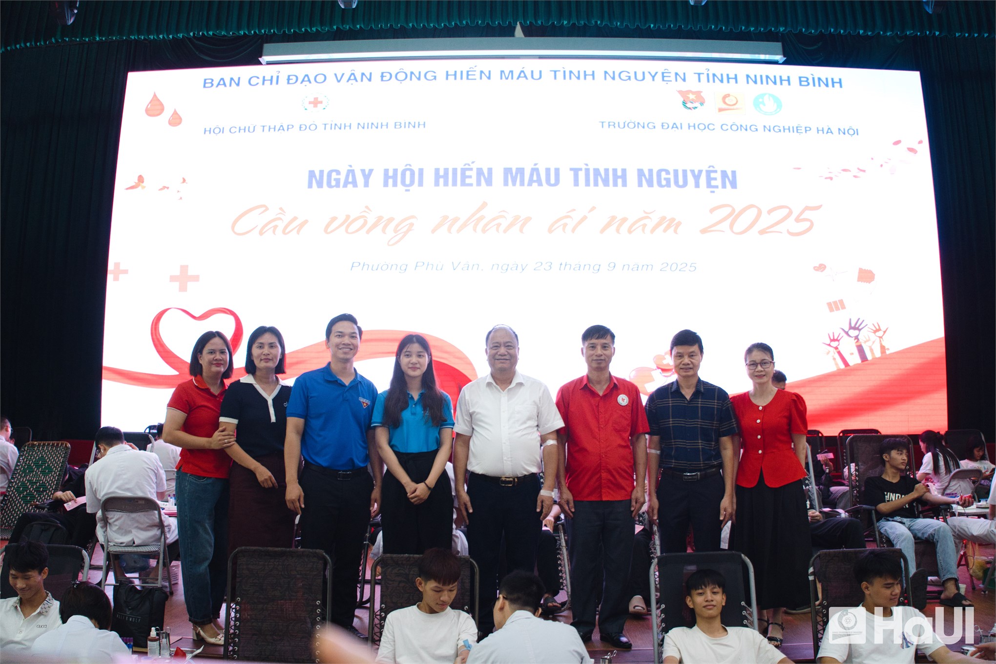 “Một giọt máu cho đi – Một cuộc đời ở lại”