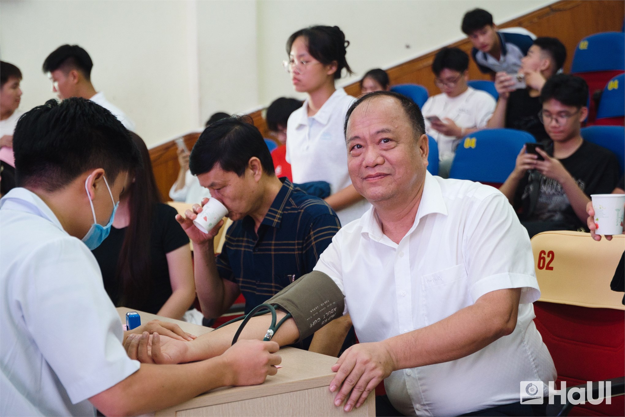 “Một giọt máu cho đi – Một cuộc đời ở lại”