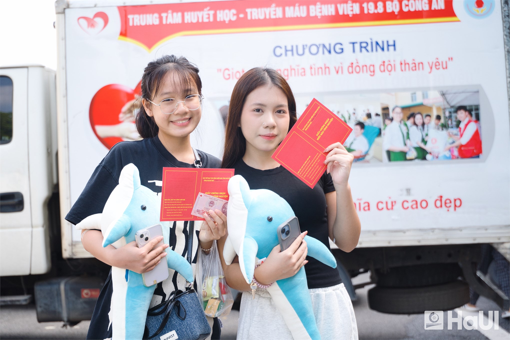 “Một giọt máu cho đi – Một cuộc đời ở lại”