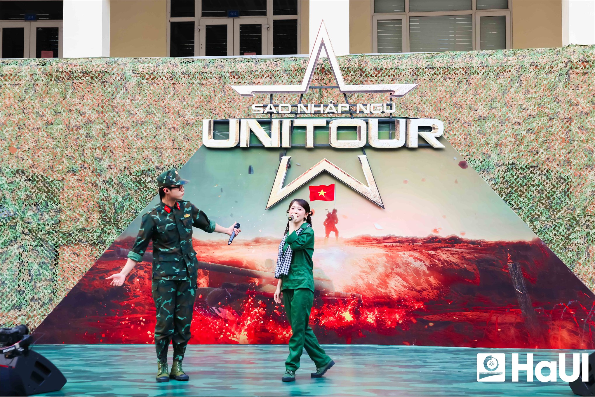 Tuổi trẻ HaUI rèn ý chí, tỏa sáng bản lĩnh cùng “Sao nhập ngũ Unitour 2025”