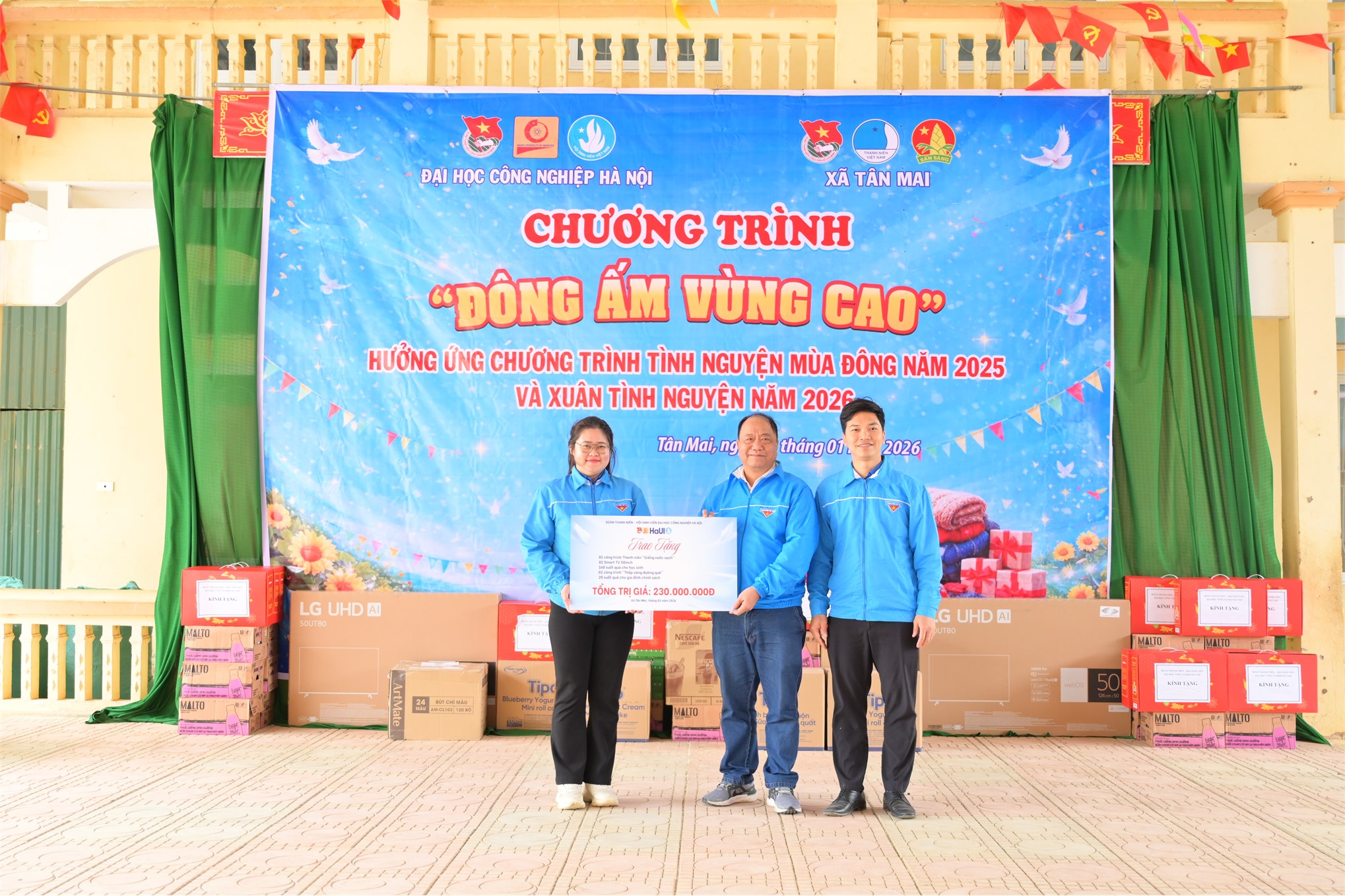 Hành trình “Đông ấm vùng cao 2026” – Tuổi trẻ HaUI thắp sáng ước mơ nơi miền sơn cước