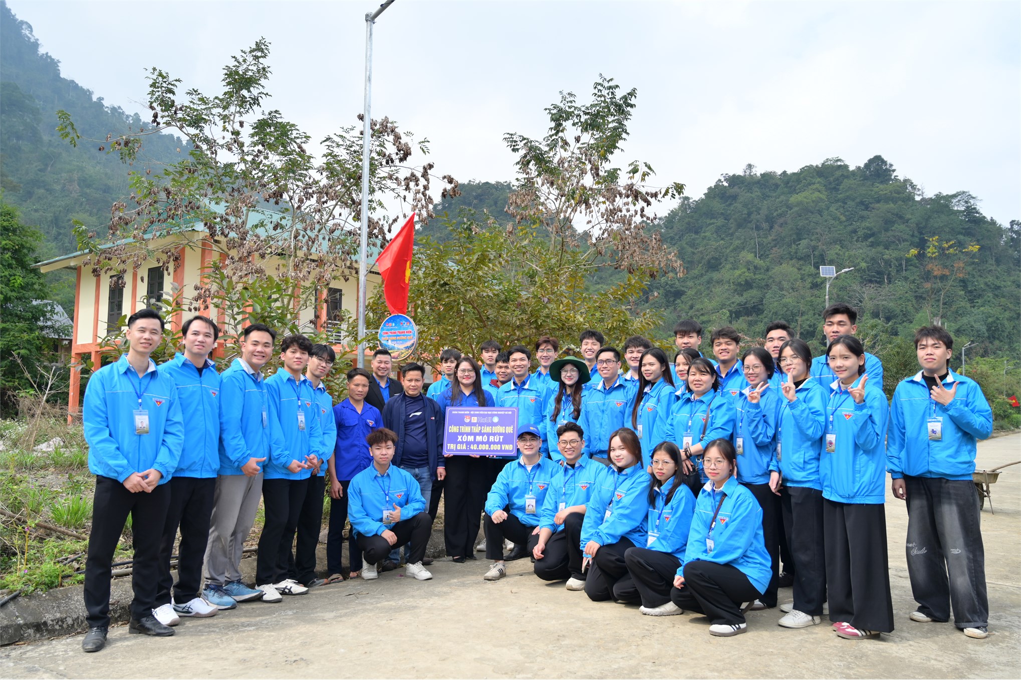 Hành trình “Đông ấm vùng cao 2026” – Tuổi trẻ HaUI thắp sáng ước mơ nơi miền sơn cước