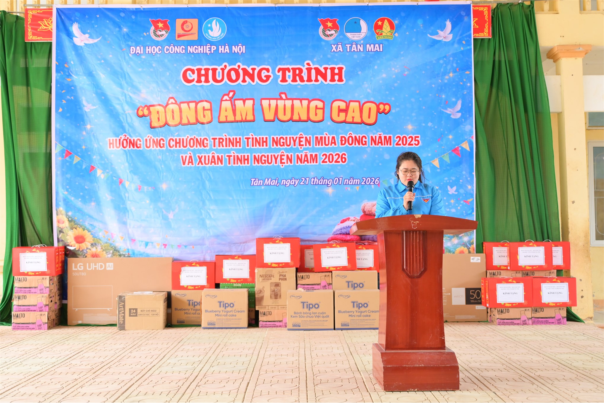 Hành trình “Đông ấm vùng cao 2026” – Tuổi trẻ HaUI thắp sáng ước mơ nơi miền sơn cước