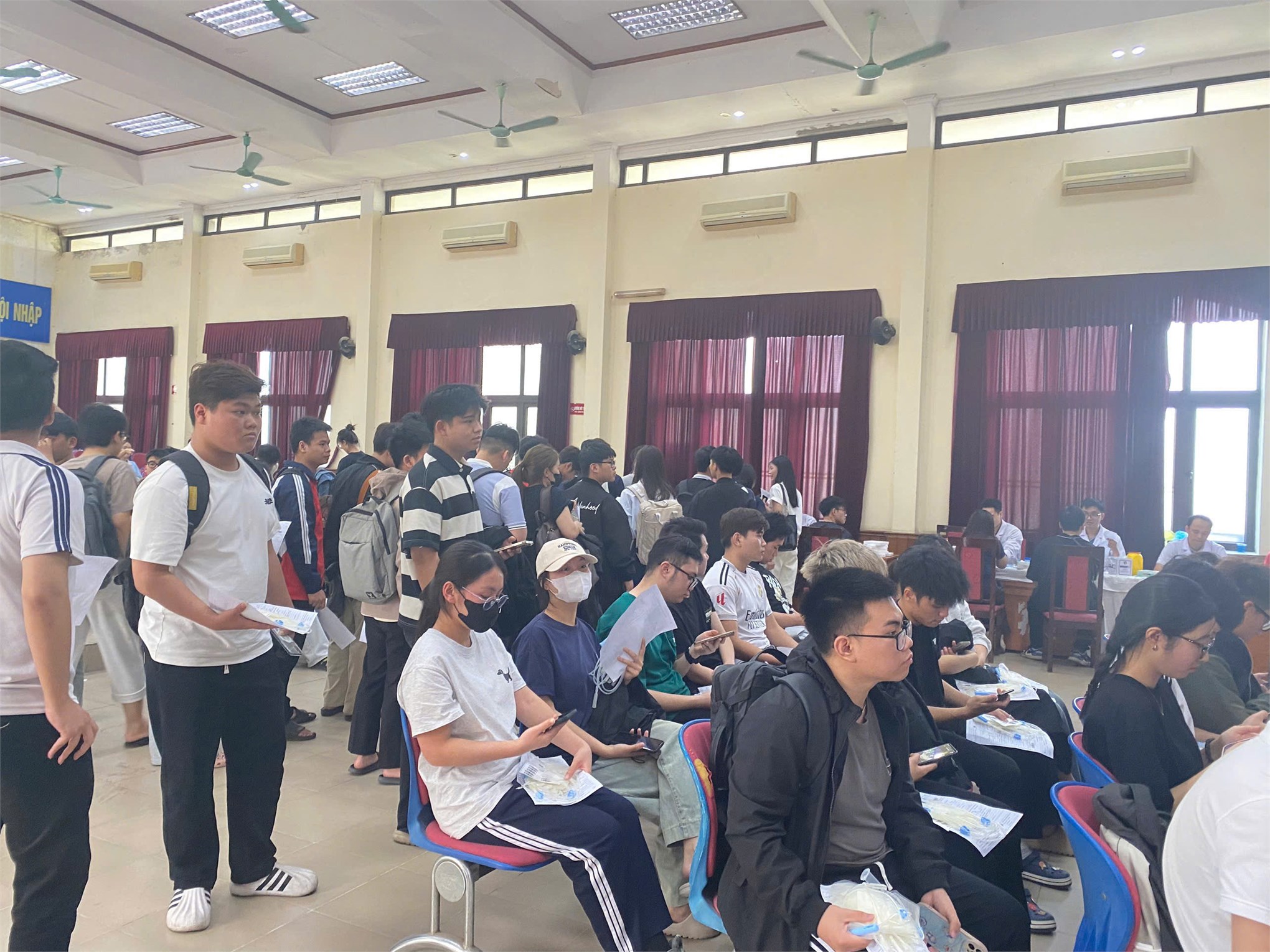 Ngày hội hiến máu tình nguyện `Lễ hội Xuân hồng` năm 2026