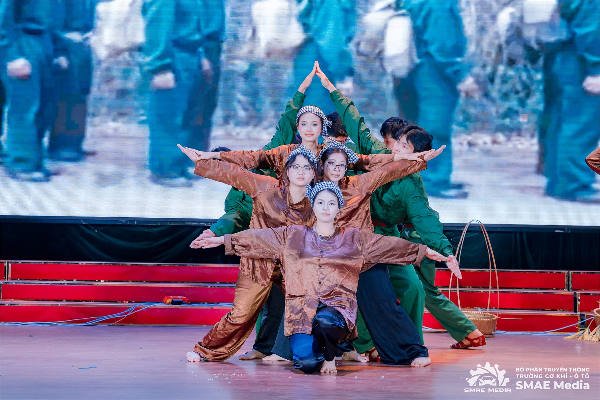 Tỏa sáng trí tuệ và bản lĩnh tuổi trẻ tại Chung kết Cuộc thi “Lý luận trẻ HaUI” lần thứ III