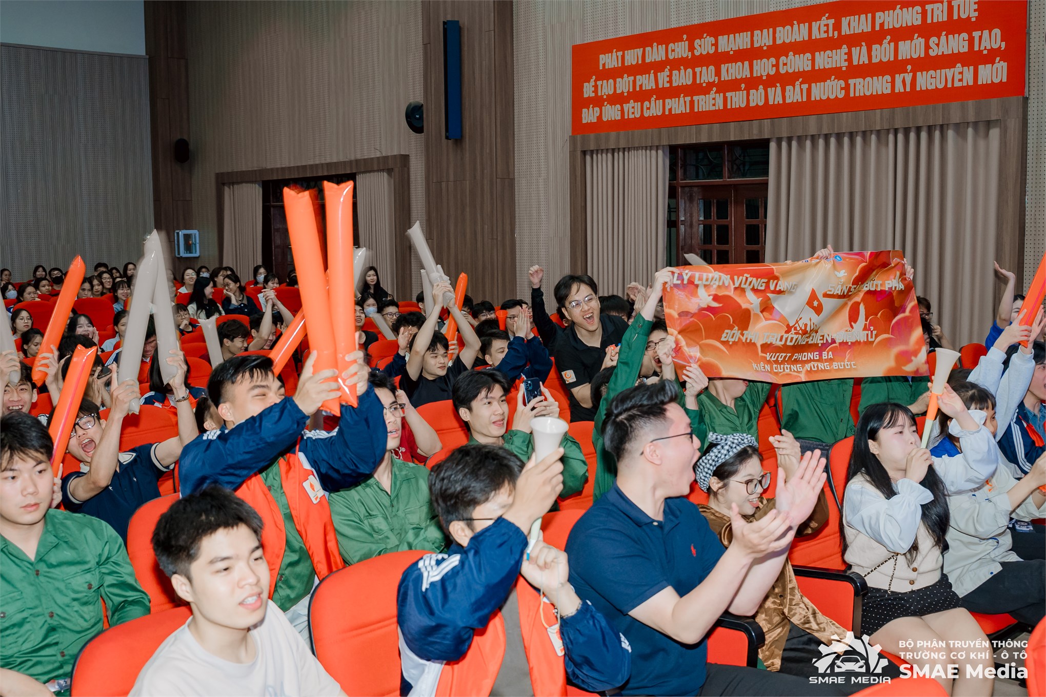 Tỏa sáng trí tuệ và bản lĩnh tuổi trẻ tại Chung kết Cuộc thi “Lý luận trẻ HaUI” lần thứ III