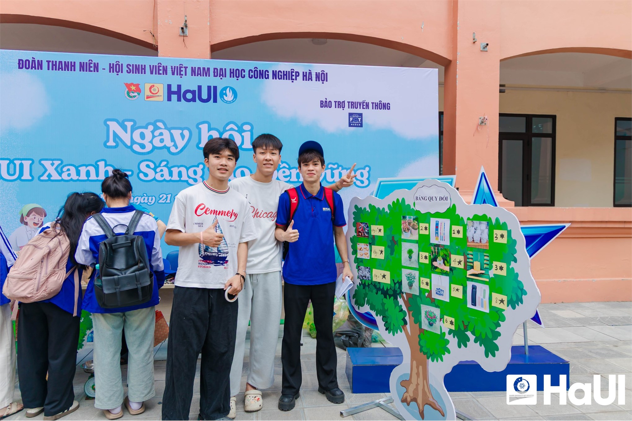 Tuổi trẻ HaUI lan tỏa lối sống xanh qua chương trình ` Ngày hội Xanh - Sáng tạo - Bền vững`