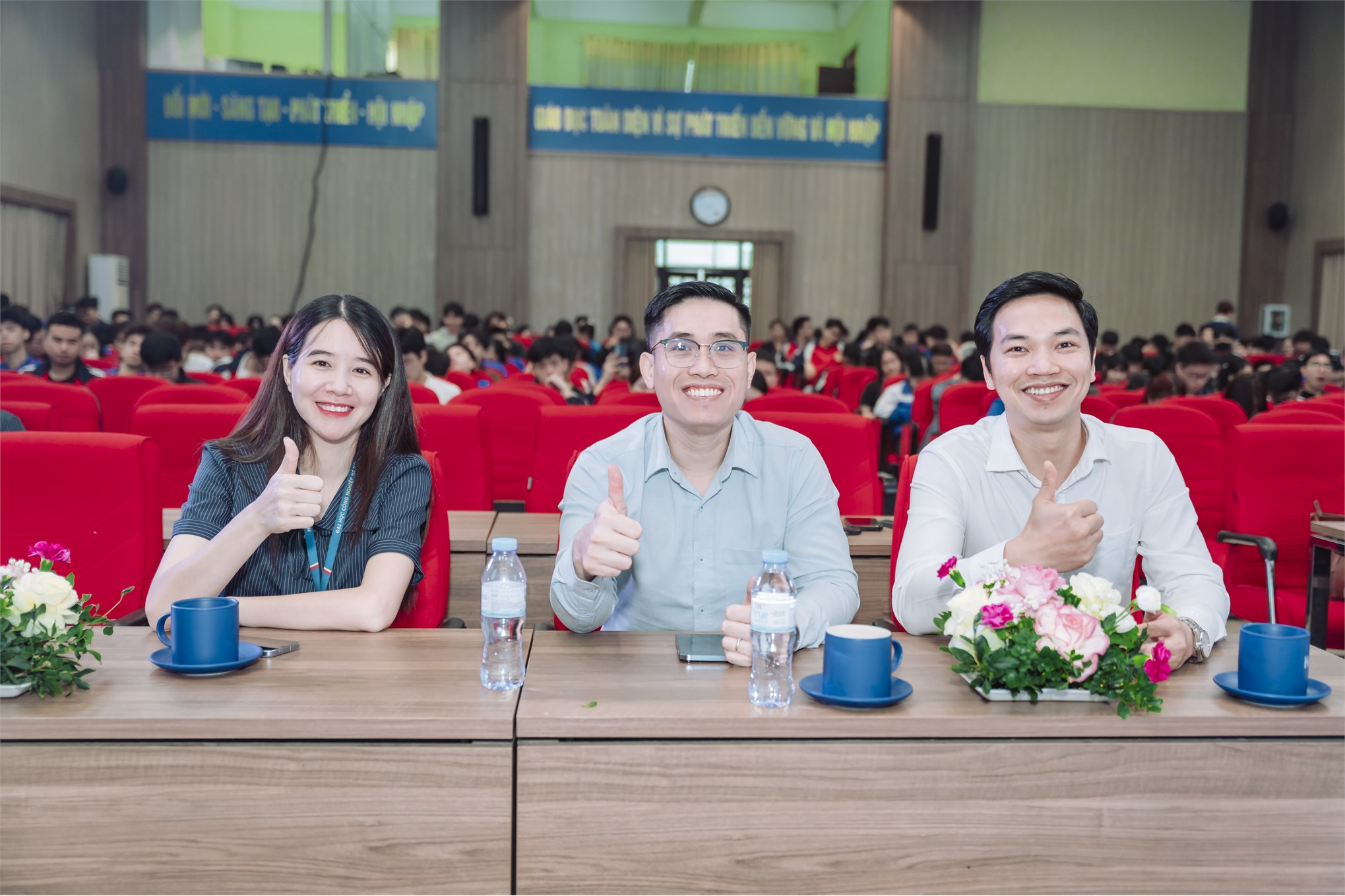 Bùng nổ sức trẻ tại Ngày hội `HaUI Genesis 2026`