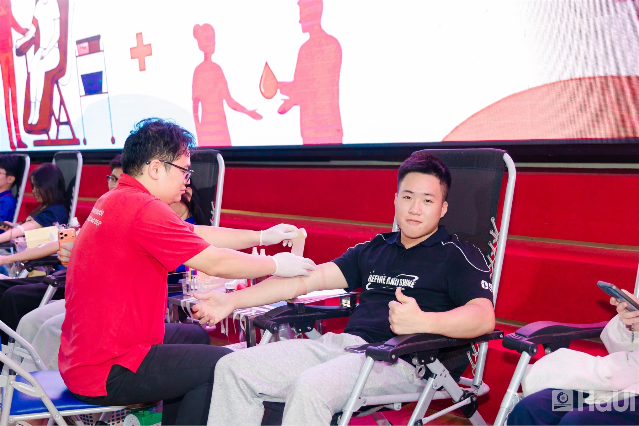 Chương trình hiến máu tình nguyện `Giọt hồng thanh xuân` năm 2026