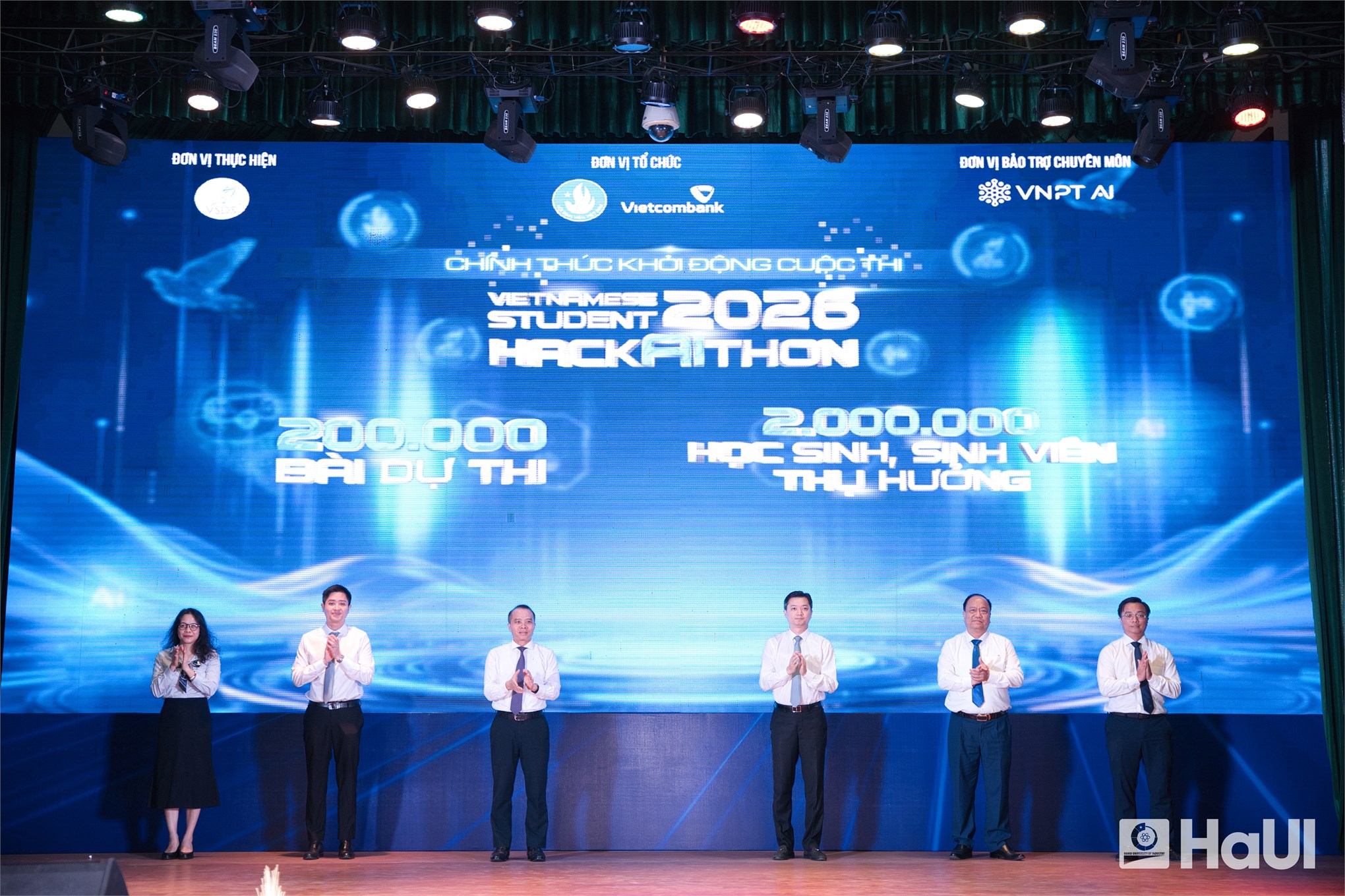 Tuổi trẻ HaUI sẵn sàng làm chủ trí tuệ nhân tạo cùng Vietnamese Student HackAIthon 2026