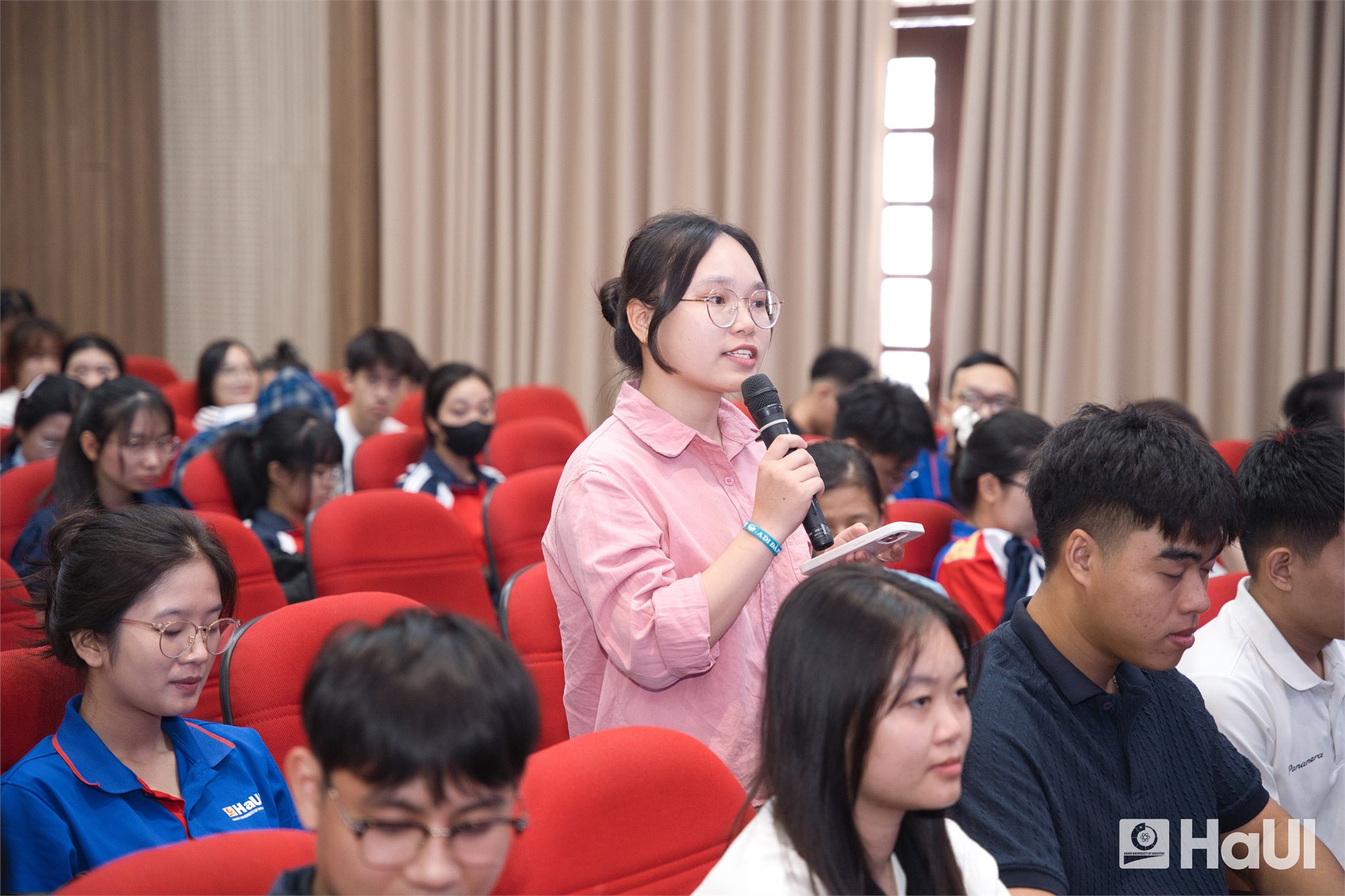 Tuổi trẻ HaUI sẵn sàng làm chủ trí tuệ nhân tạo cùng Vietnamese Student HackAIthon 2026