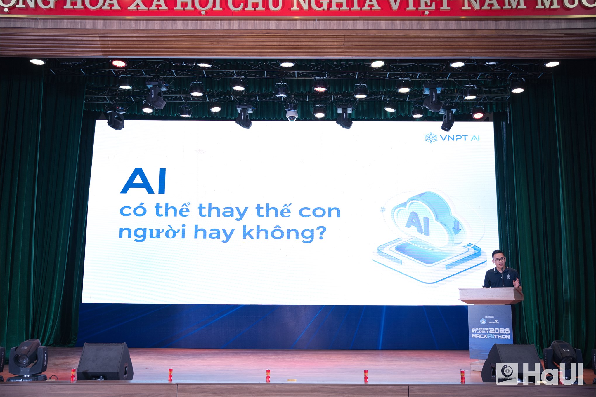 Tuổi trẻ HaUI sẵn sàng làm chủ trí tuệ nhân tạo cùng Vietnamese Student HackAIthon 2026