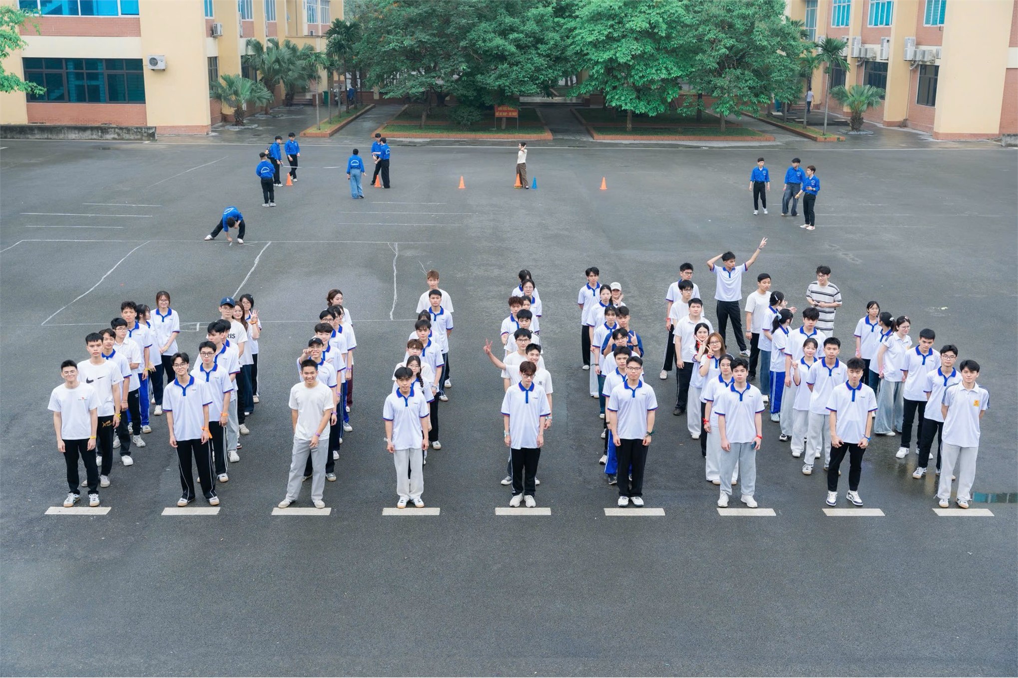 Đội Thanh niên xung kích Đại học Công nghiệp Hà Nội