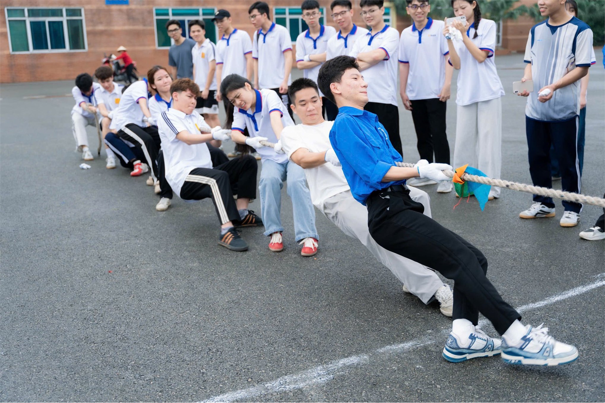 Đội Thanh niên xung kích Đại học Công nghiệp Hà Nội