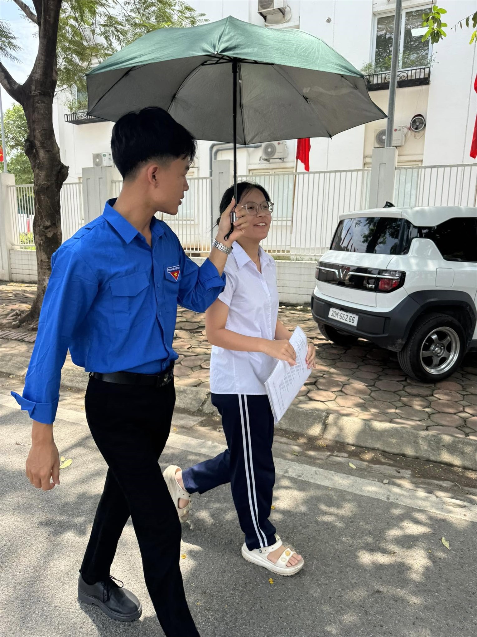 Tuổi trẻ HaUI đồng hành cùng sĩ tử trong chiến dịch `Mùa hè Thanh niên tình nguyện 2026`