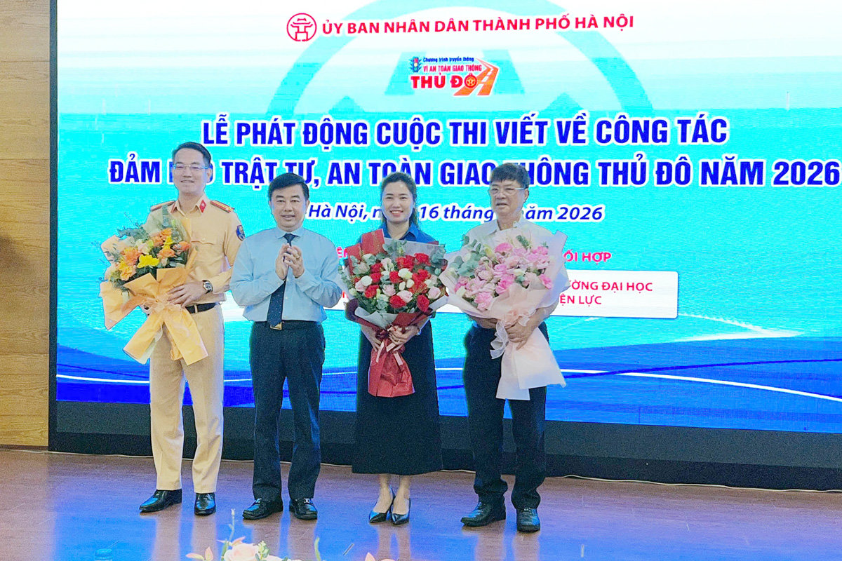 Lễ phát động Cuộc thi viết “Vì an toàn giao thông Thủ đô” năm 2026