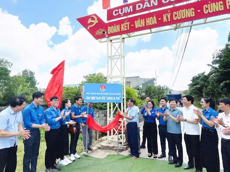 Tuổi trẻ ĐH Công nghiệp Hà Nội tích cực tham gia hoạt động Mùa hè xanh tại huyện Tiền Hải - Thái Bình