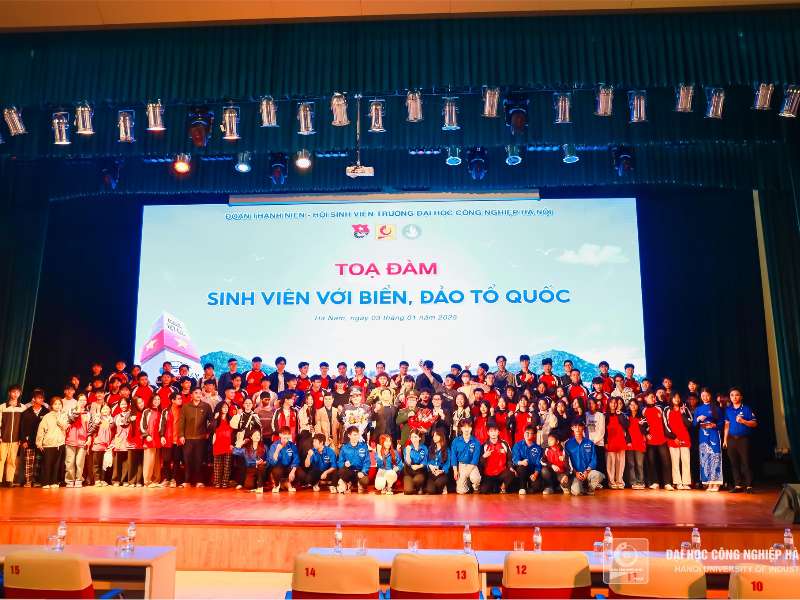 Tọa đàm "Sinh viên với Biển, Đảo Tổ quốc"