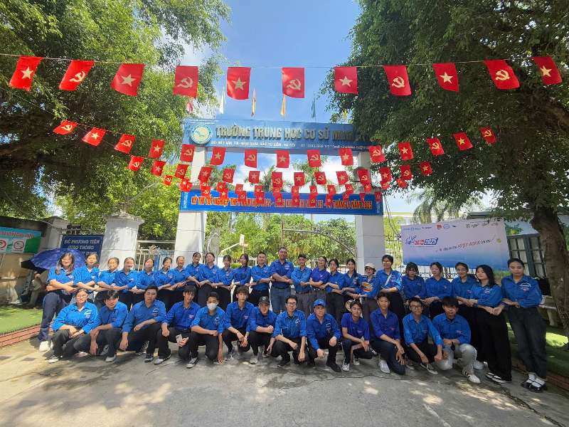 Tiếp sức mùa thi 2025 - Tuổi trẻ Đại học Công nghiệp Hà Nội tự hào đồng hành cùng sĩ tử